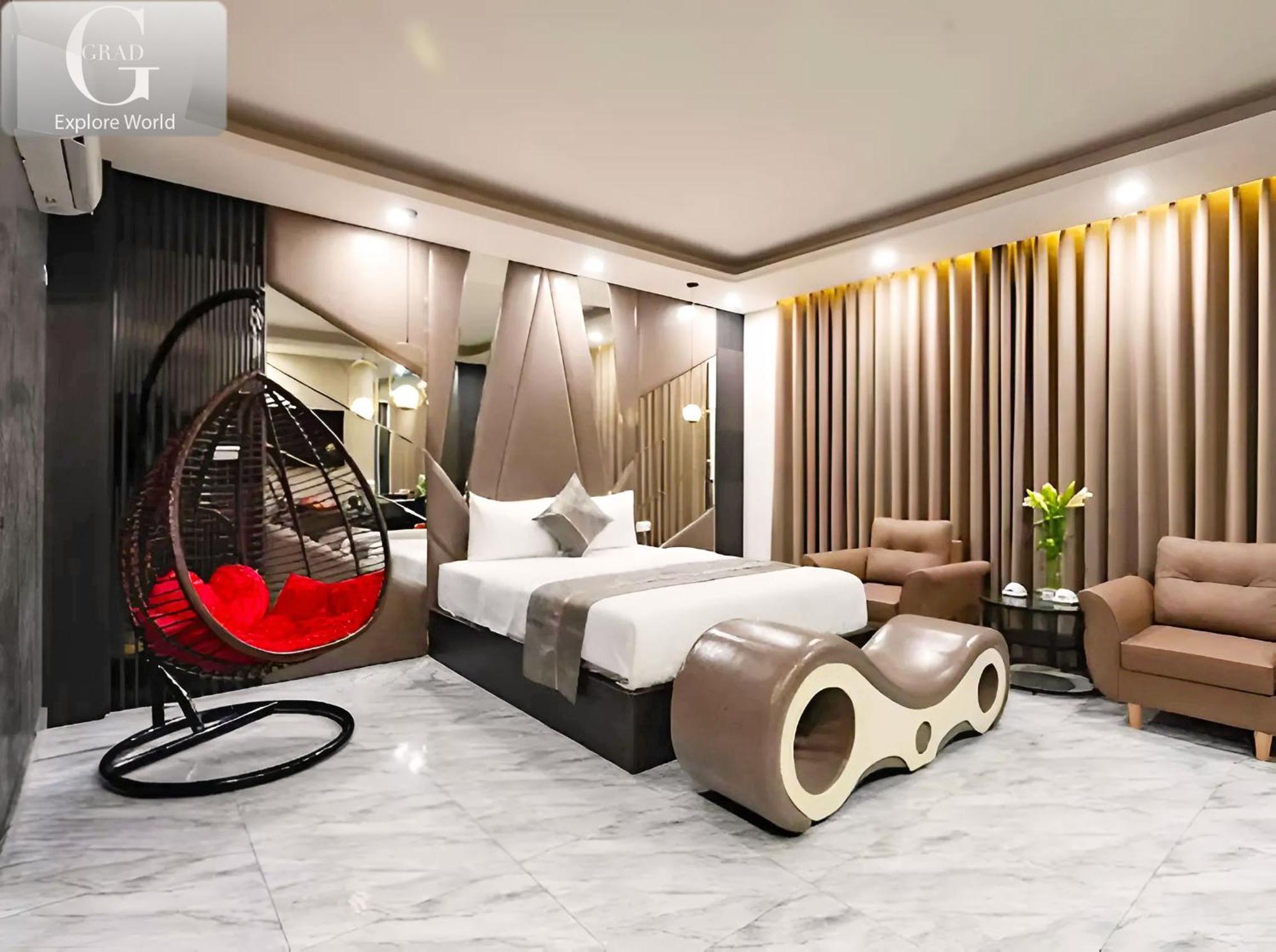 Queen Luxury Hanoï