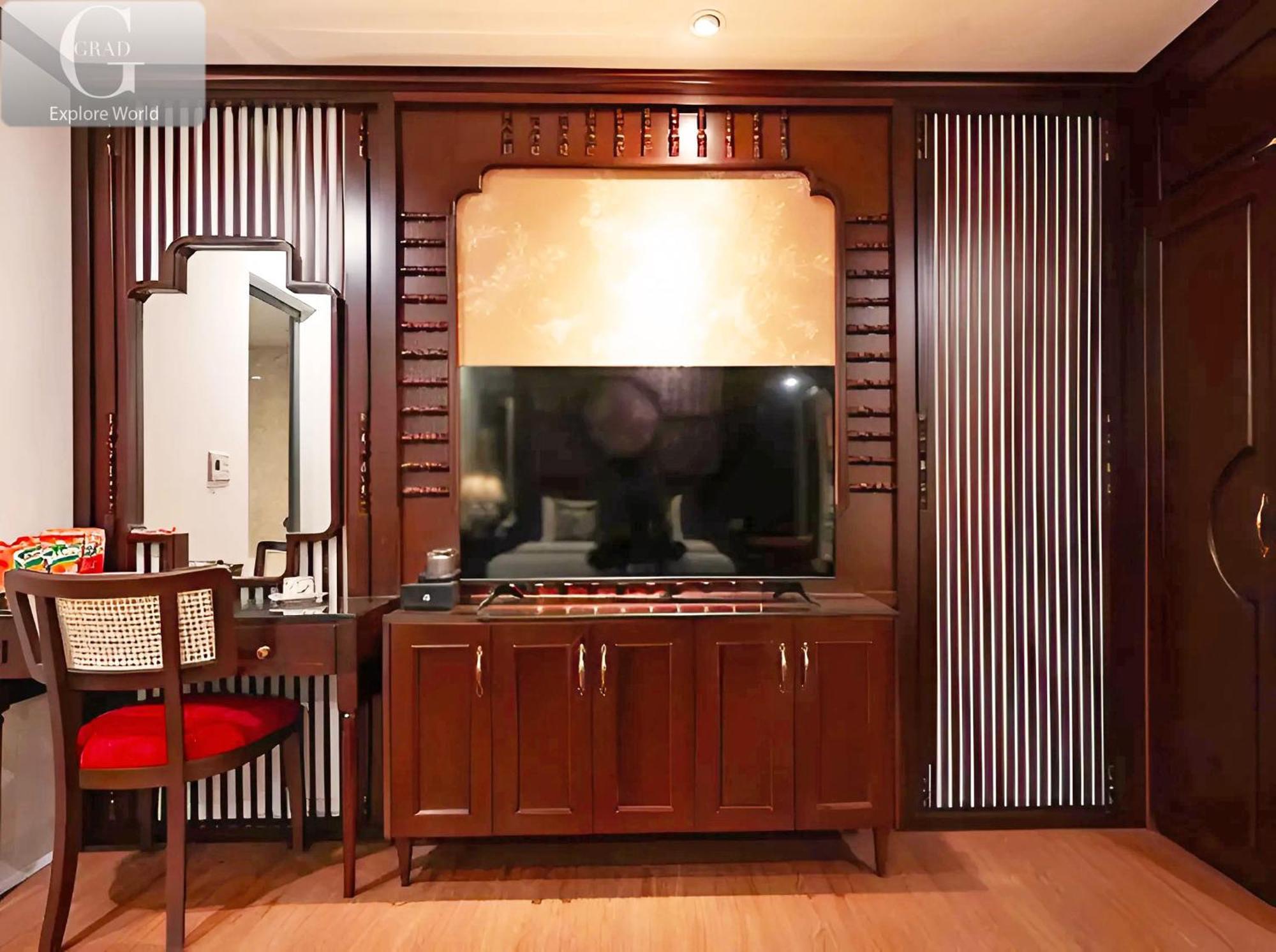 Hotel Queen Luxury